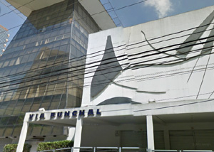 Building, Rua Funchal, Vila Olimpia, Sao Paulo, Brazil Stock Photo - Alamy